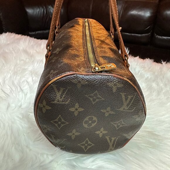 ❌SOLD❌ Authentic Louis Vuitton Monogram Papillon 30 Handbag - Picture 4 of 15